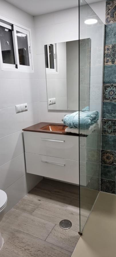 Apartamento Habana Бенидорм Екстериор снимка