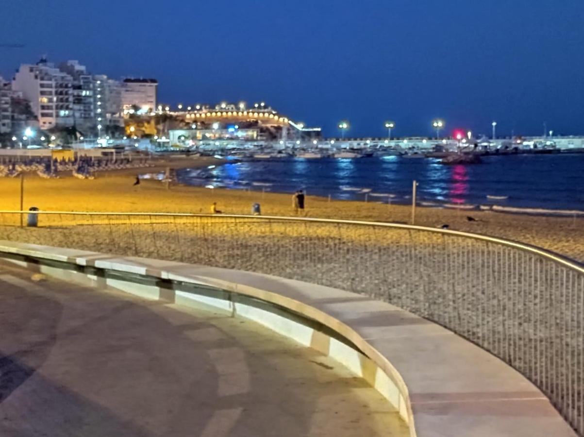 Apartamento Habana Бенидорм Екстериор снимка