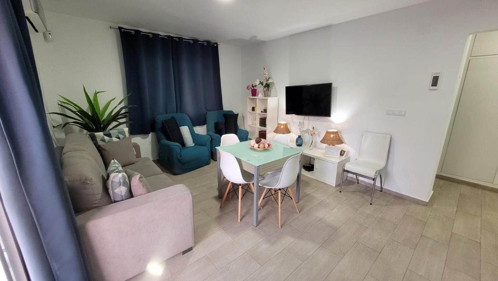 Apartamento Habana Бенидорм Екстериор снимка